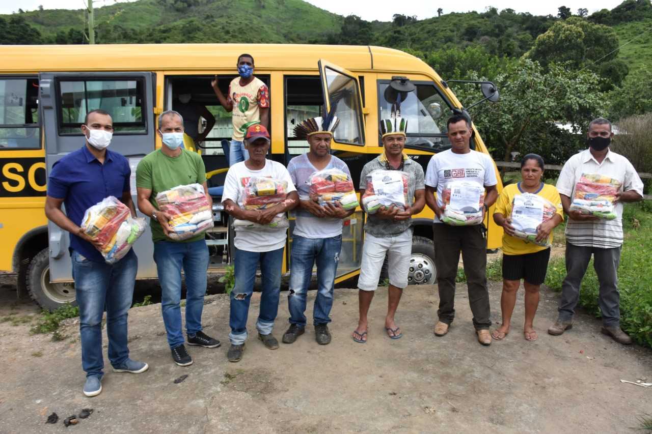 Camacã: Prefeitura realiza entrega de 243 cestas básicas na Aldeia Indígena do Panelão
